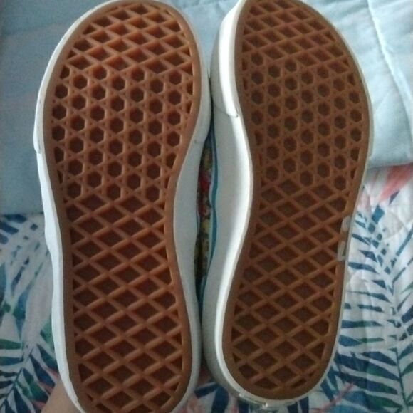 Vans   - Picture 6 of 8